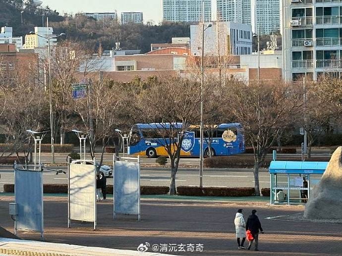  泰山隊退賽！博主：蔚山的大巴已經(jīng)抵達球場，隨后又開了回去