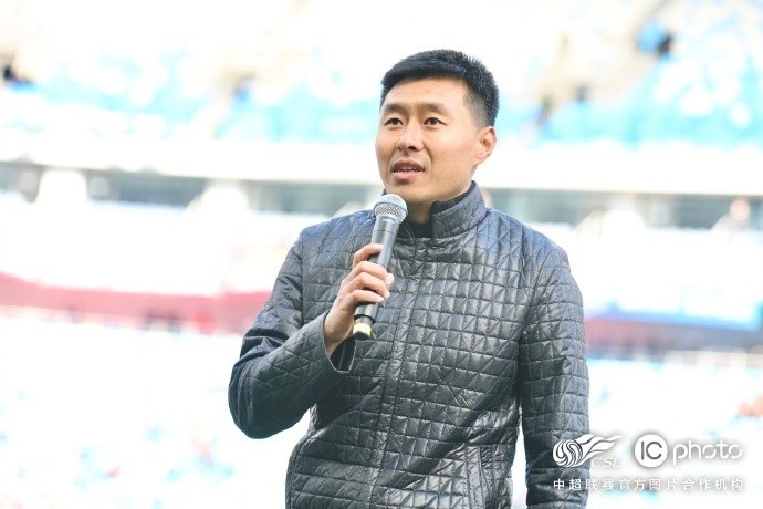  感謝姜寧和劉震理為中國(guó)足球、青島足球、青島海牛做出的貢獻(xiàn)