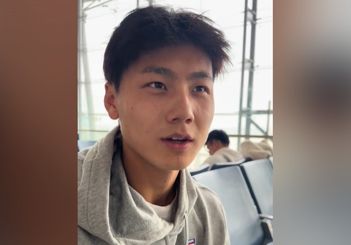  為何半場過后不久被換下？毛偉杰：兩條腿特別緊，李導(dǎo)怕我受傷