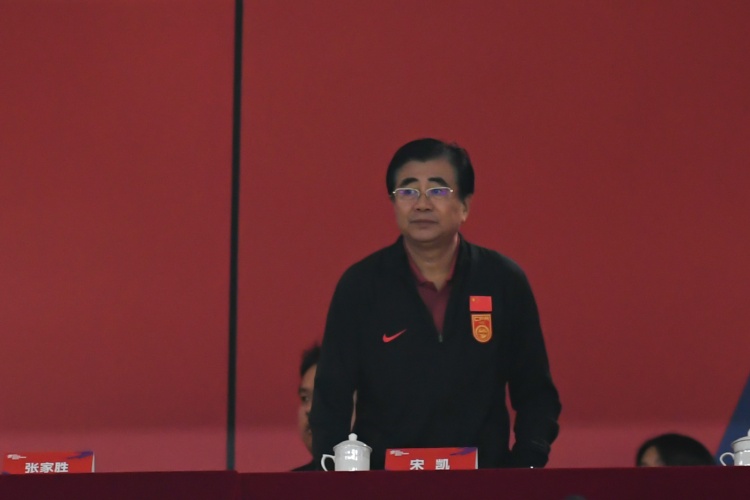 北青體育：宋凱、許基仁探班U20國(guó)青，將全程陪伴征戰(zhàn)U20亞洲杯